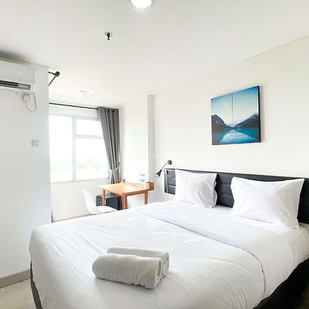 Enjoy Living Studio At Enviro Apartment By Travelio Cikarang Ngoại thất bức ảnh